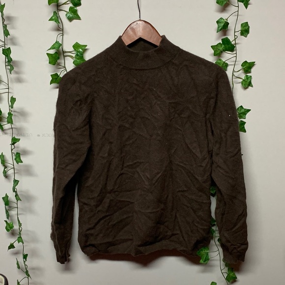 In Línea Brown Cashmere Turtleneck Sweater - Picture 1 of 3